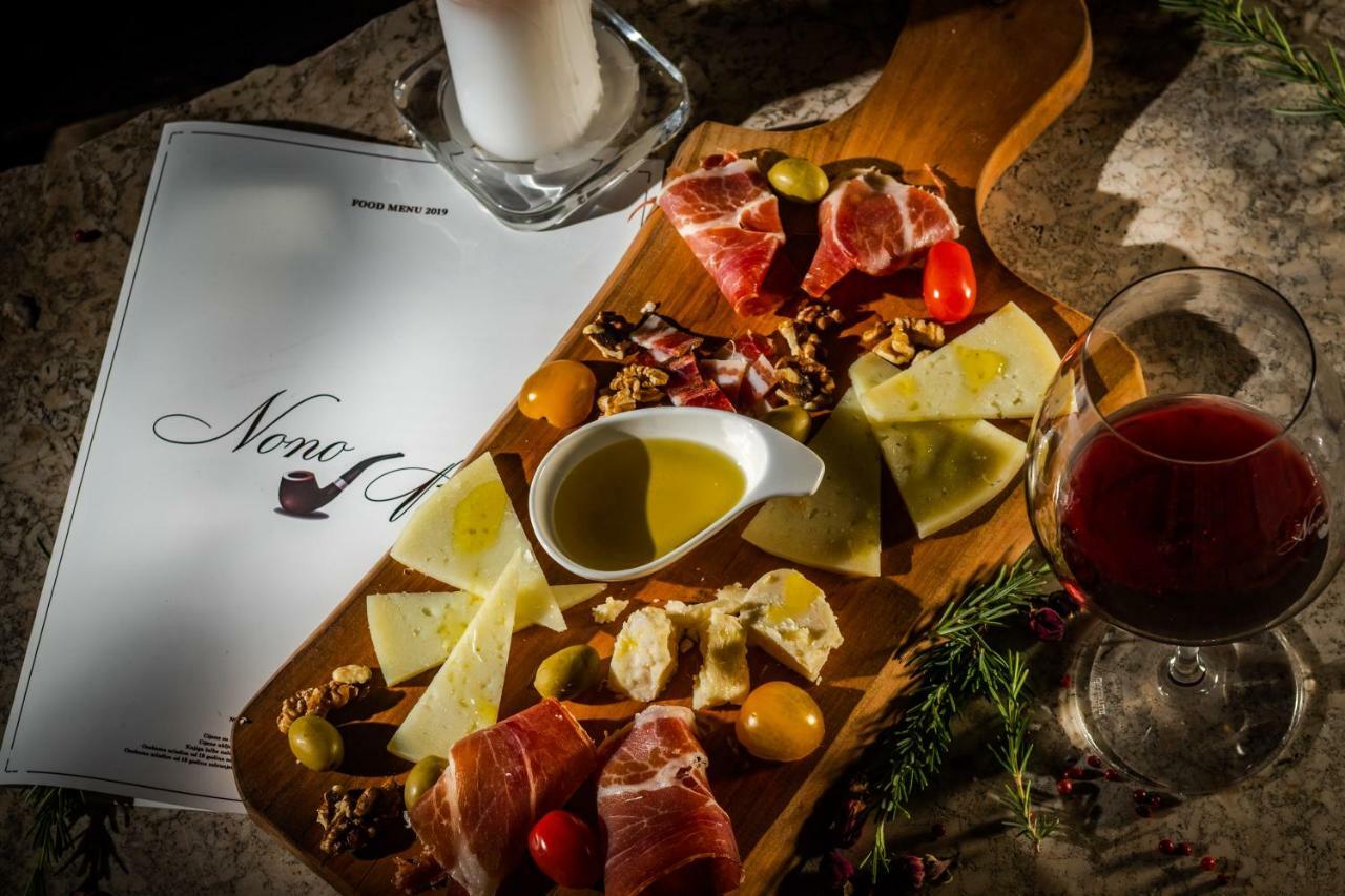 Nono Ban Hotel & Villa Gornji Humac Bagian luar foto